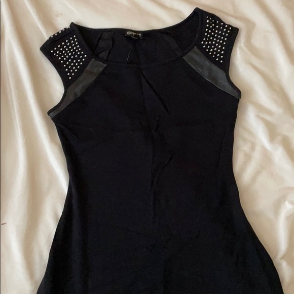 Express dress - Picture 2 of 5